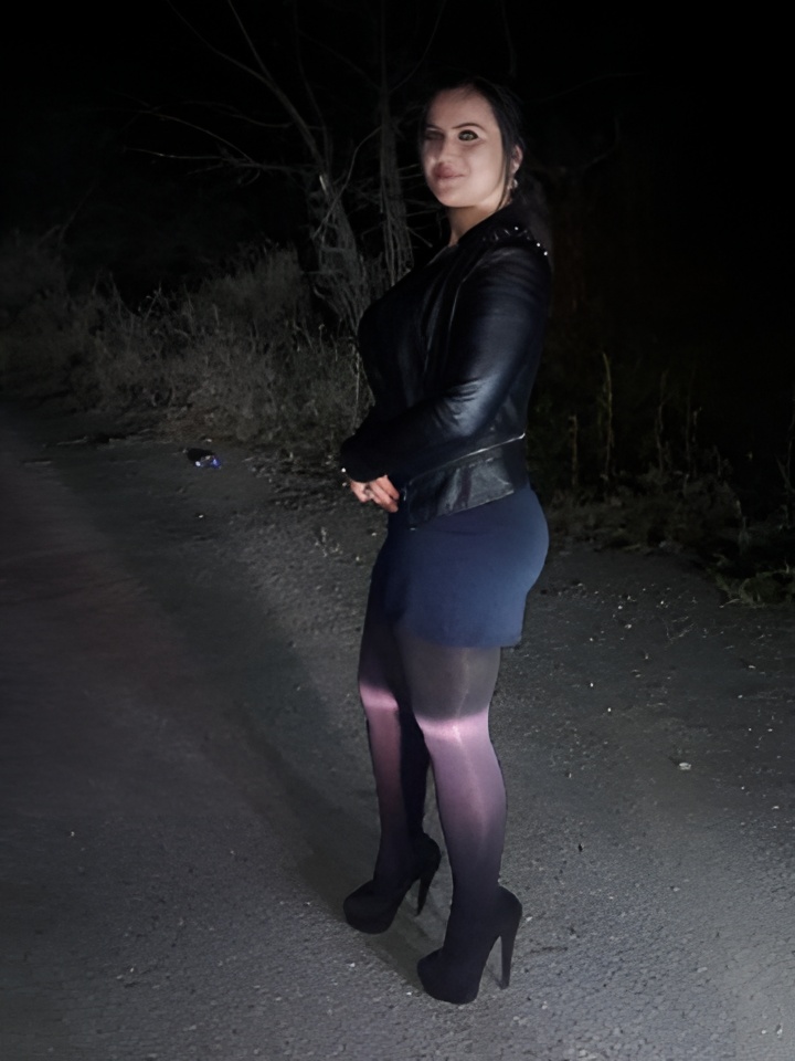 Элина привлекальеная девушка из Астаны цена от 4000 руб