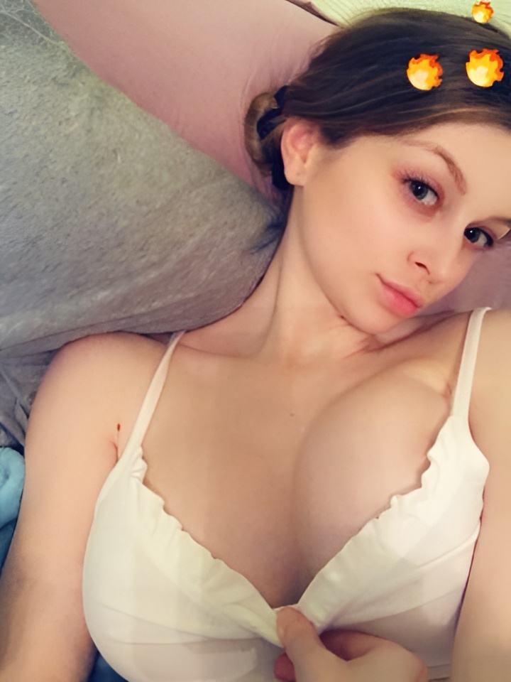 Катенька привлекальеная девушка из Астаны цена от 1500 руб