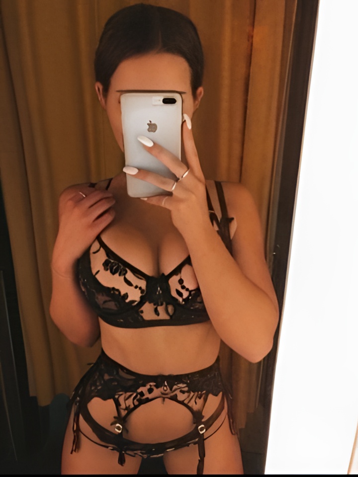 Розалия привлекальеная девушка из Астаны цена от 2000 руб