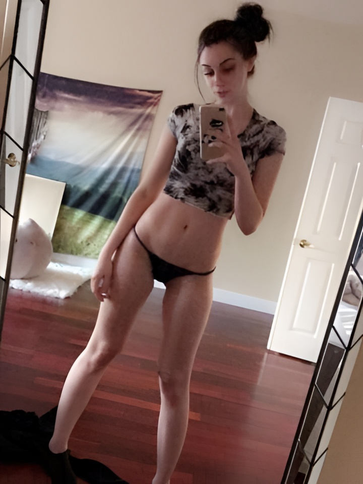 Василиса привлекальеная девушка из Астаны цена от 2000 руб