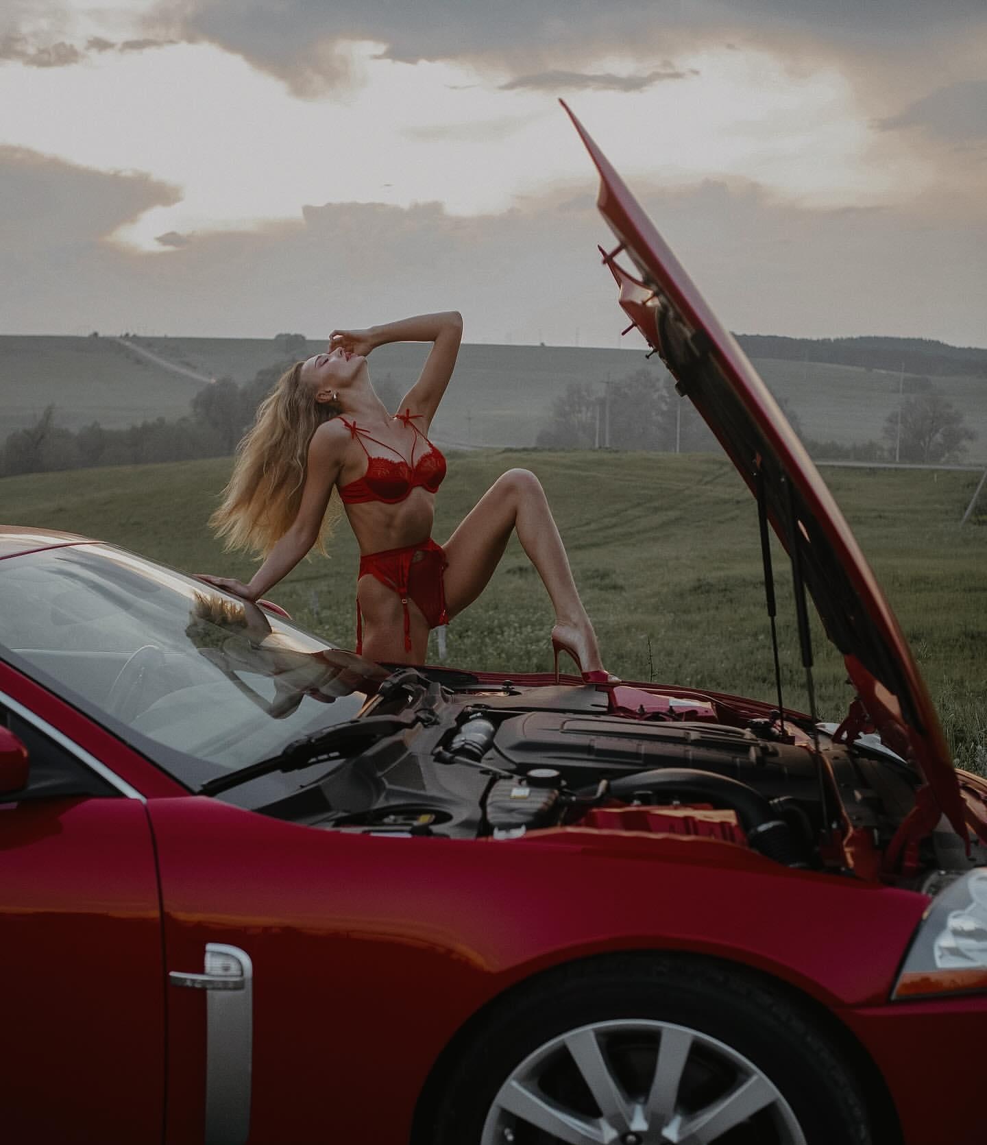 Надежда привлекальеная девушка из Астаны цена от 10000 руб