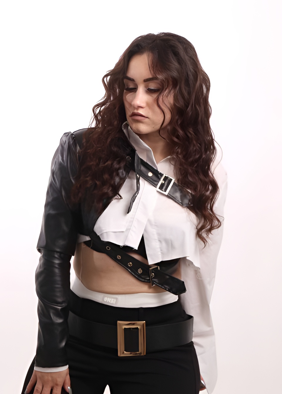 Анжела привлекательная девушка из Астаны цена от 7000 руб