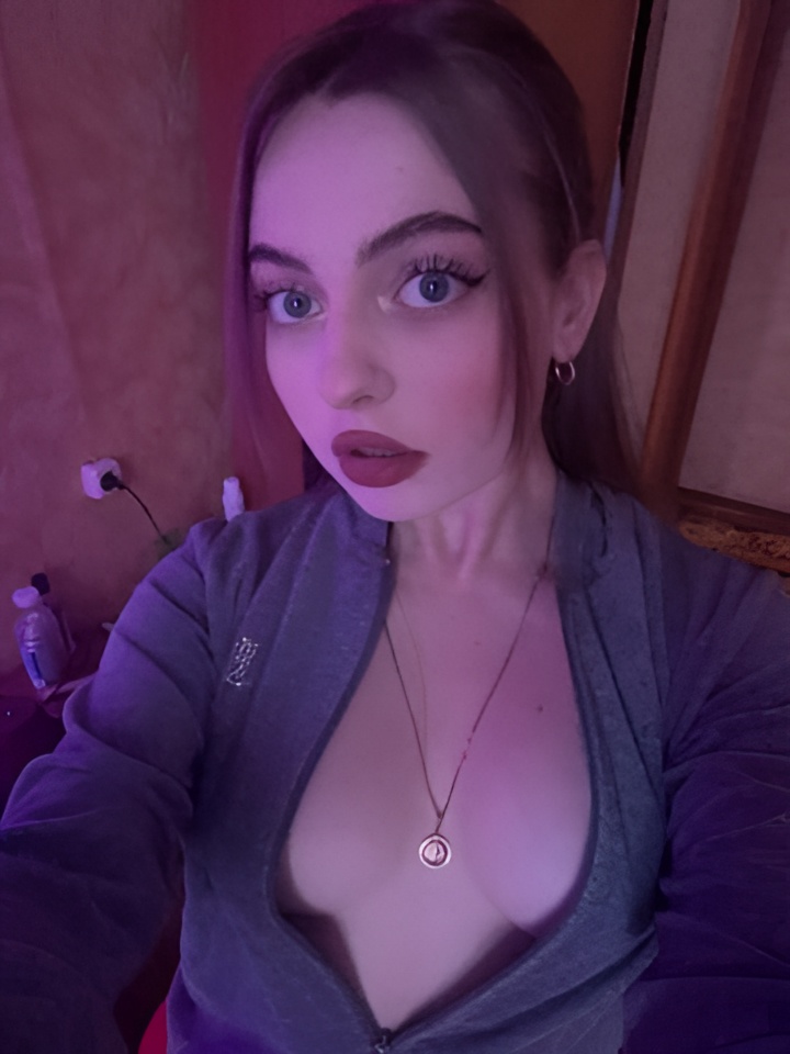 Индивидуалка Алена, доступна для личного знакомства от 3000 руб