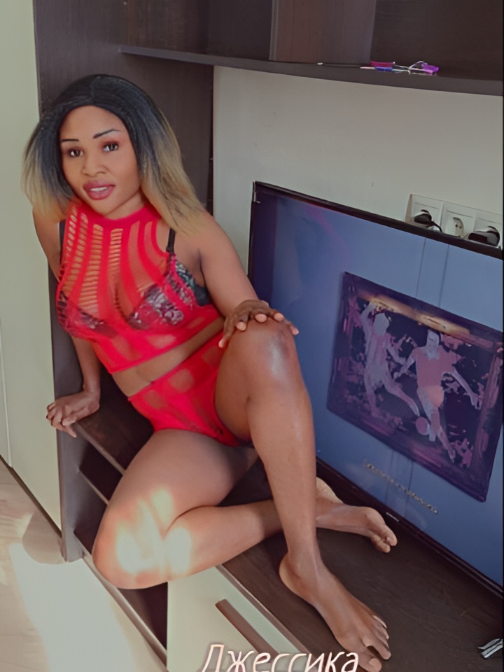 Индивидуалка Роза, доступна для личного знакомства от 10000 руб