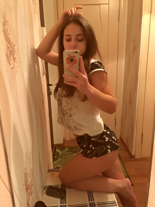 Гелена привлекательная девушка из Астаны цена от 4000 руб