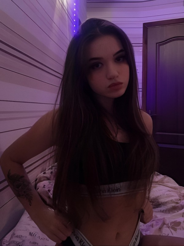 Милана привлекательная девушка из Астаны цена от 3000 руб