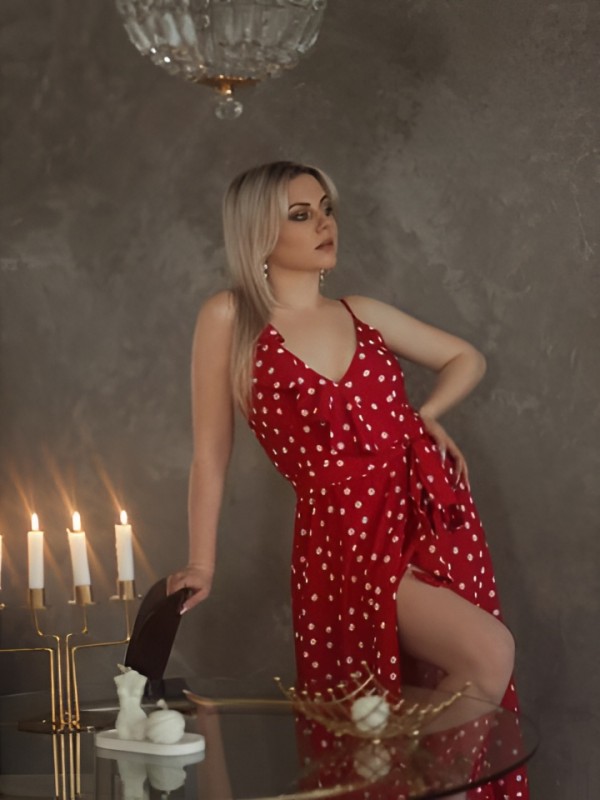 Варвара привлекательная девушка из Астаны цена от 3000 руб